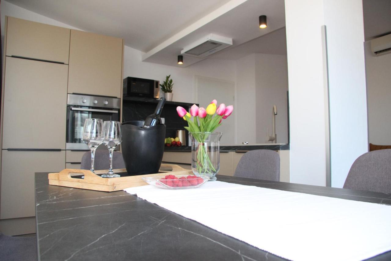 Apartment Da Vita Rovinj Bagian luar foto